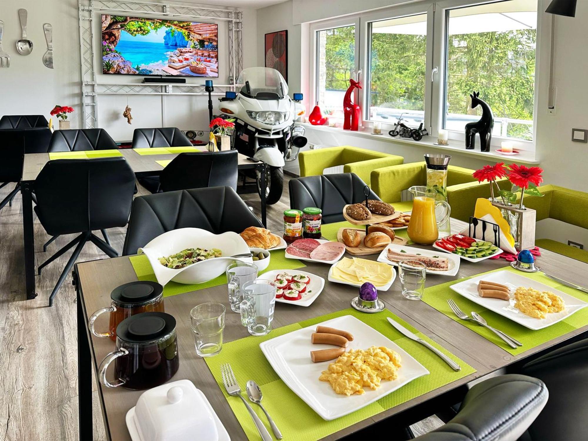 Gaestehotel Lucendi Premium Lounge Hohenleimbach Экстерьер фото