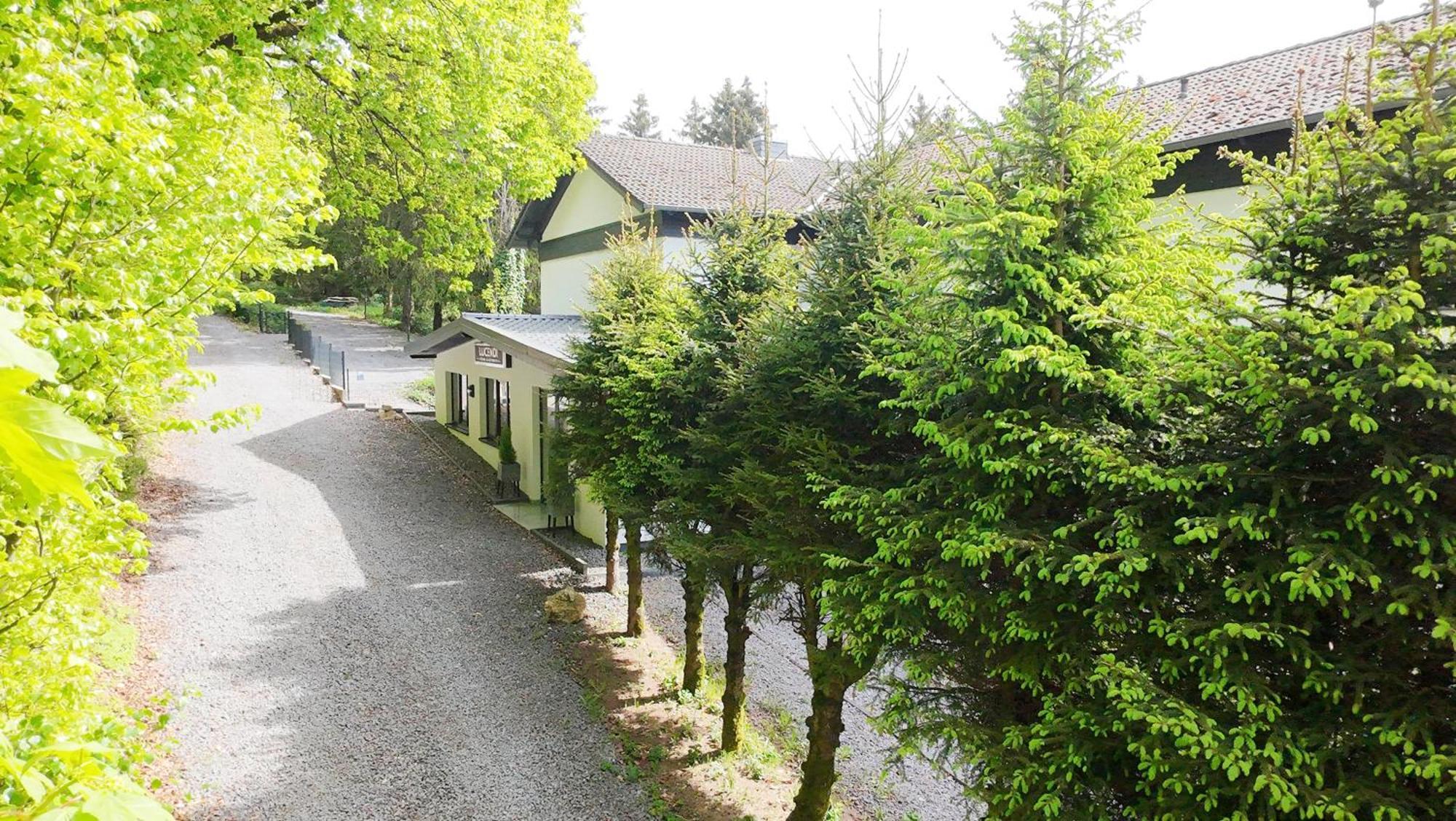 Gaestehotel Lucendi Premium Lounge Hohenleimbach Экстерьер фото
